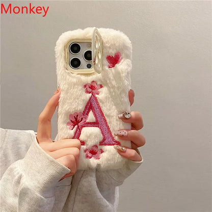 Coque avec Lettre Brodée