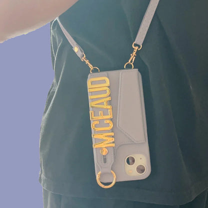 Coque avec écritures dorées