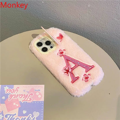 Coque avec Lettre Brodée